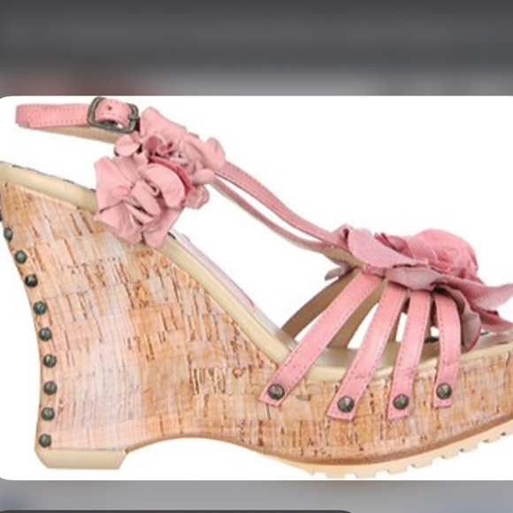 Donald J. Pliner Shoes - Lisa for Donald J Pliner Wedge Platform Heels
